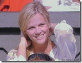 brooklyn decker 4 - watching andy roddick - fixing hair 2 - wimbledon 2009