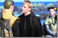 elizabeth 1998 daniel craig as an assassin - christopher eccleston in background
