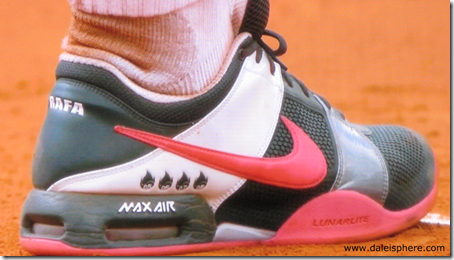 french open 2009 - nadal tennis shoes - single shoe side view